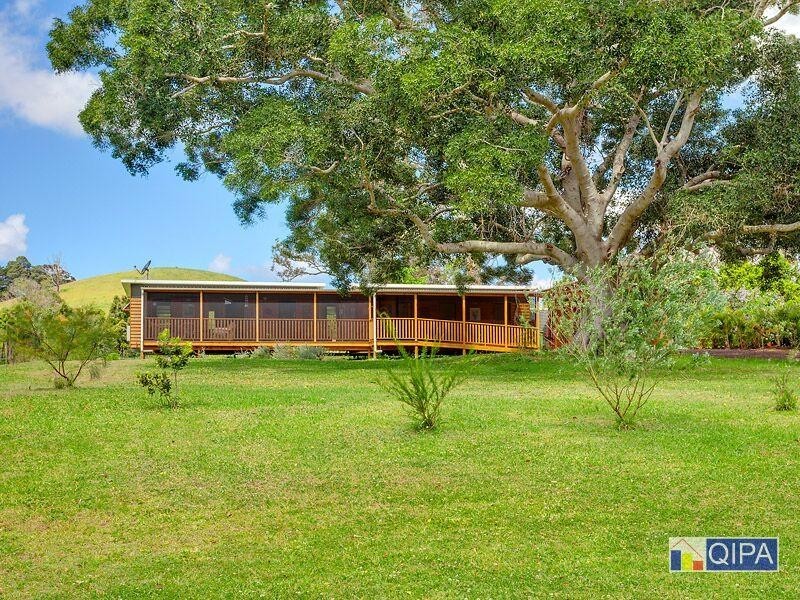 2 Leggetts  Loop, Kin Kin QLD 4571
