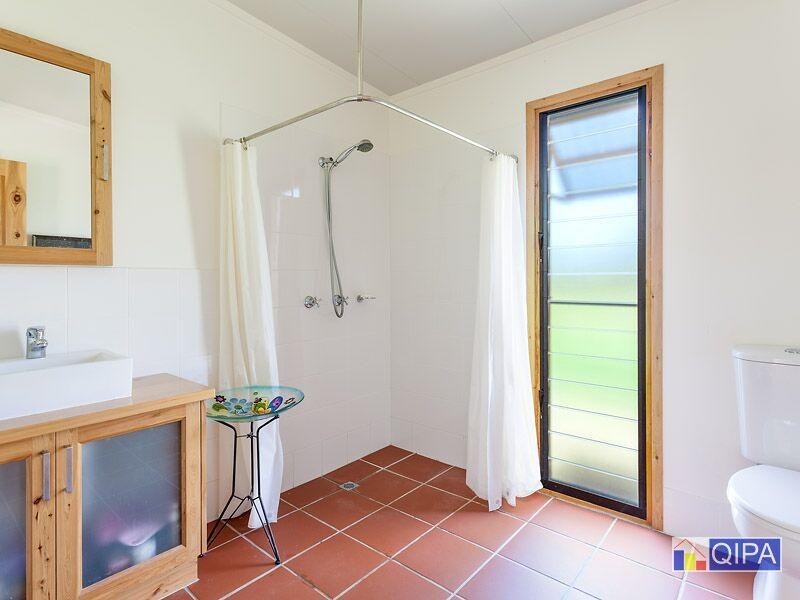 2 Leggetts  Loop, Kin Kin QLD 4571