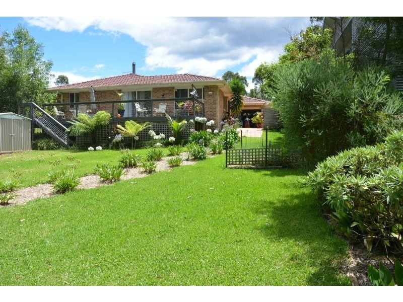 5 Waterfront Close, Mossy Point NSW 2537