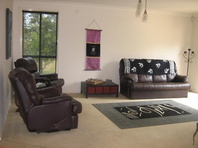 5 Waterfront Close, Mossy Point NSW 2537