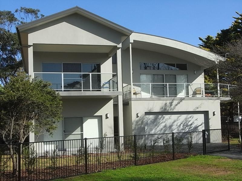 2a Clarke Street BROULEE 2537, Broulee NSW 2537