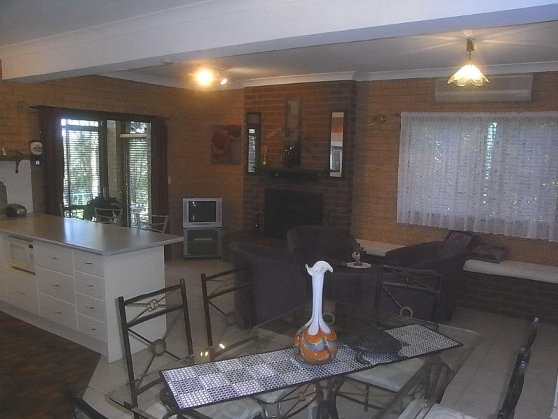 35 Annetts Parade, Mossy Point NSW 2537