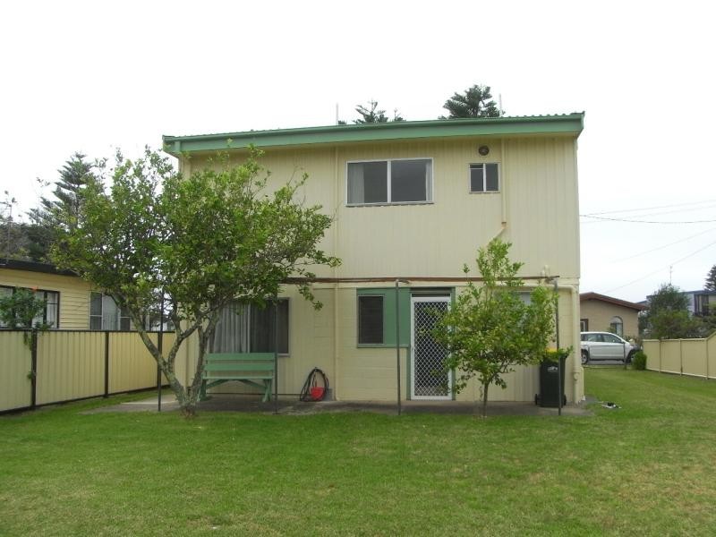 33 Kingston Place, Tomakin NSW 2537