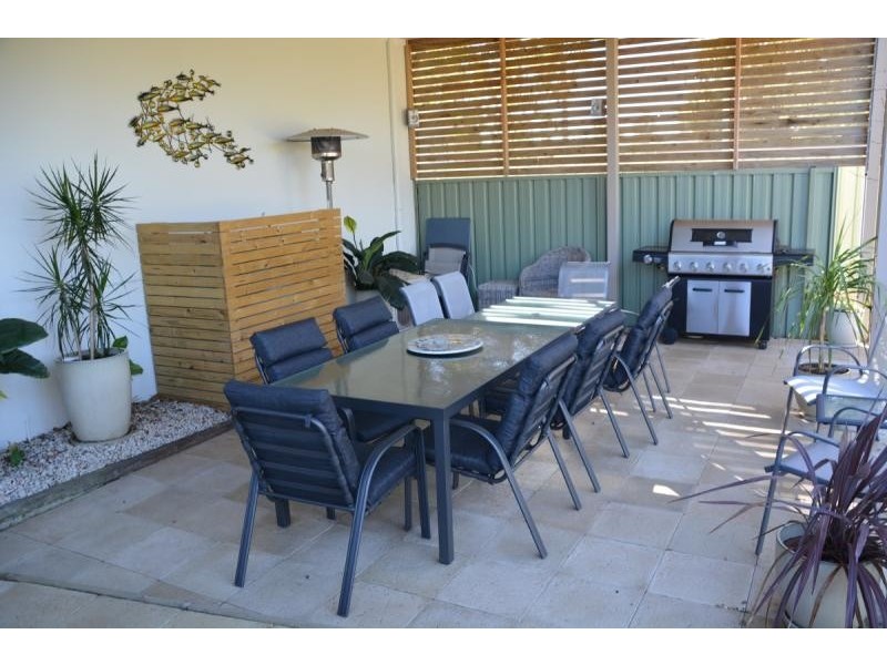 8 Clarke Street BROULEE 2537, Broulee NSW 2537