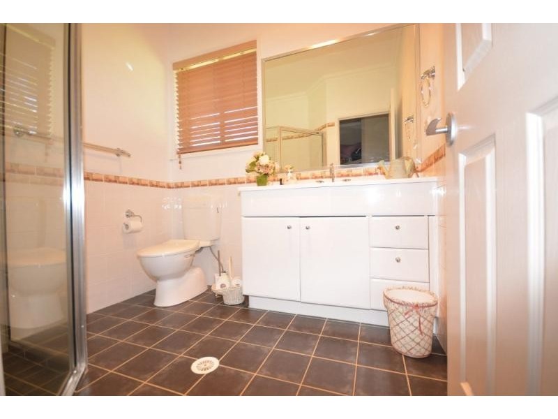 13 Clearwater Terrace, Mossy Point NSW 2537