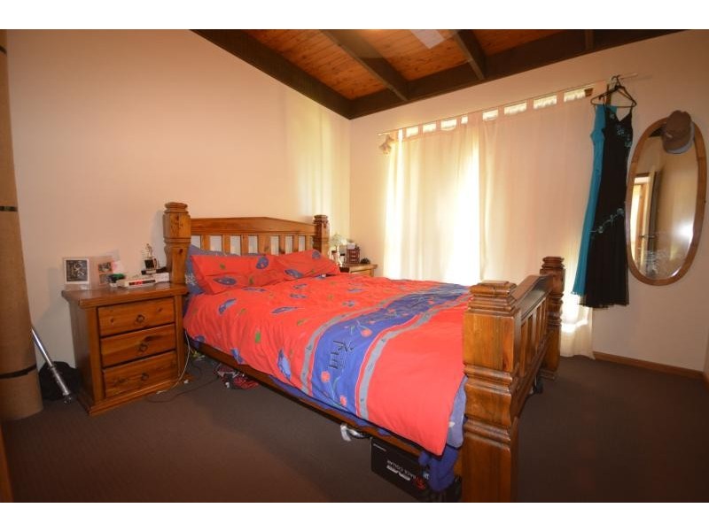 12 Heffernan  Place, Moruya NSW 2537