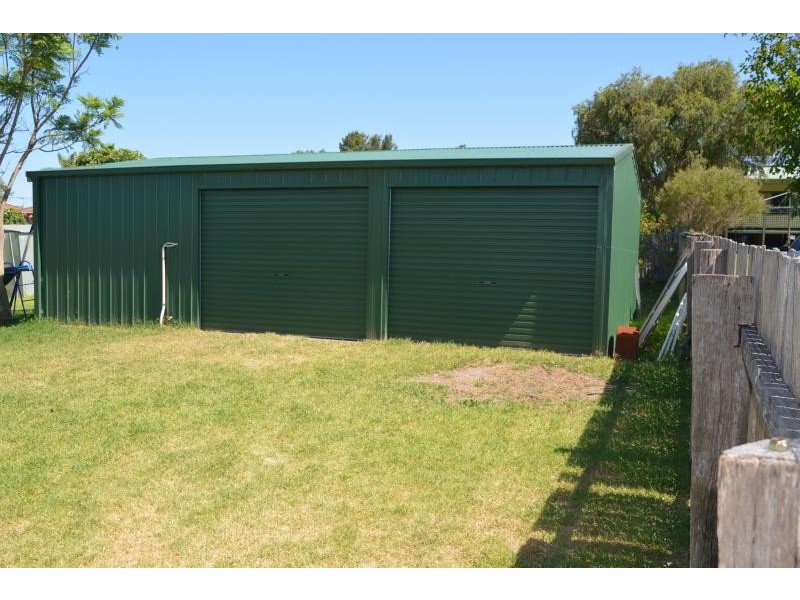 12 Heffernan  Place, Moruya NSW 2537
