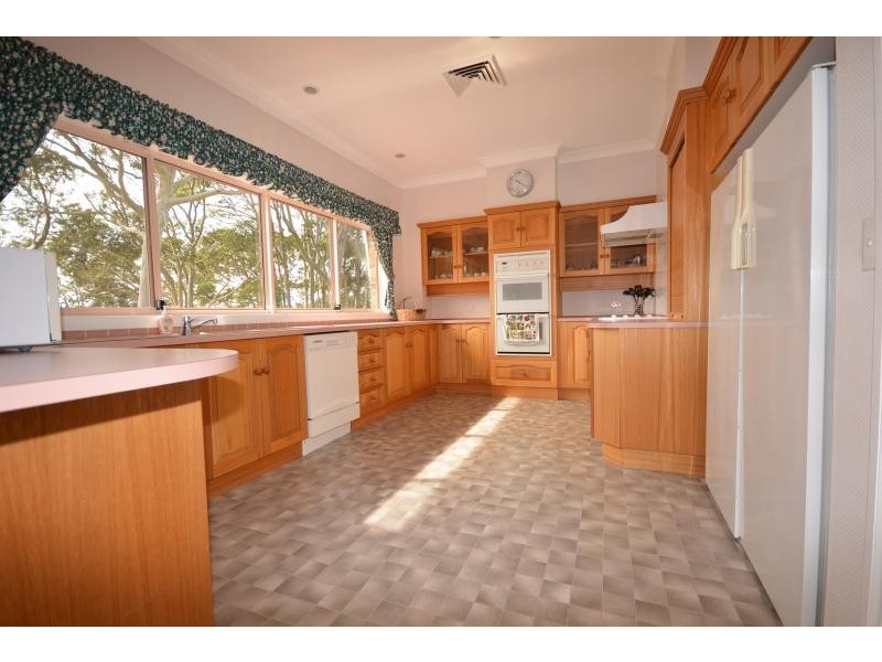 197 Annetts Parade, Mossy Point NSW 2537