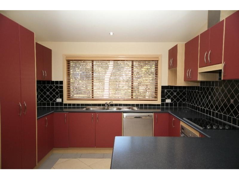 2 The Inlet, Mossy Point NSW 2537