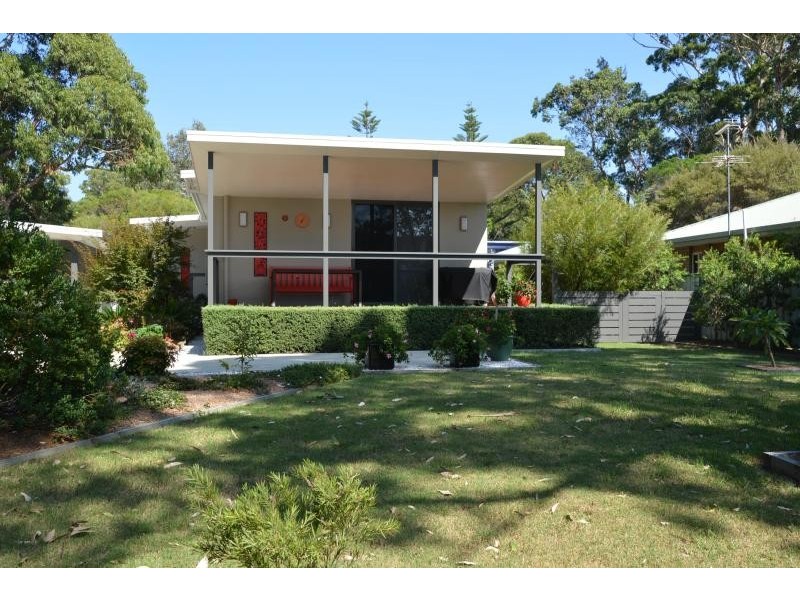 55 Smith  Street BROULEE 2537, Broulee NSW 2537