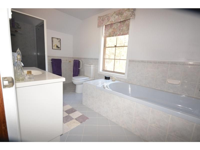 295 Araluen  Road, Moruya NSW 2537