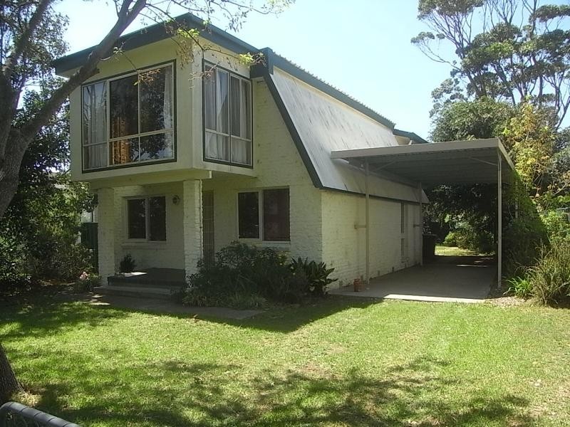 46 Kingston  Place TOMAKIN 2537, Tomakin NSW 2537