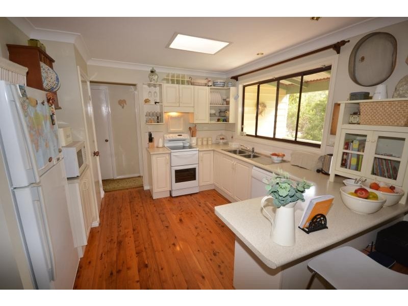 1 Rosedale Parade, Rosedale NSW 2536