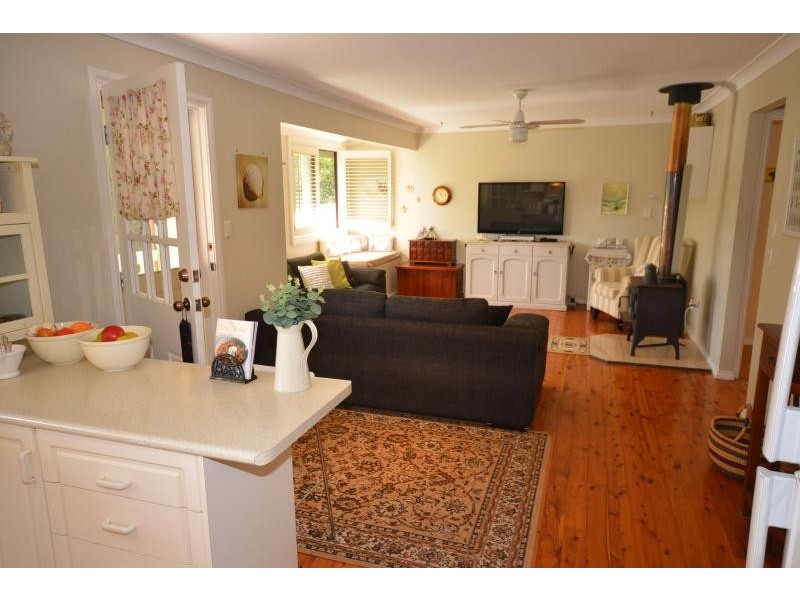 1 Rosedale Parade, Rosedale NSW 2536