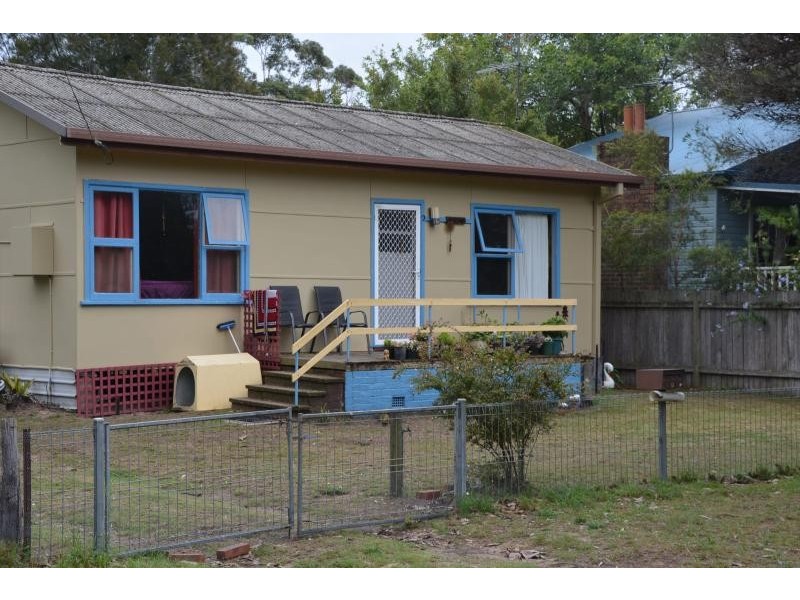 9 Leaf  Street, Broulee NSW 2537