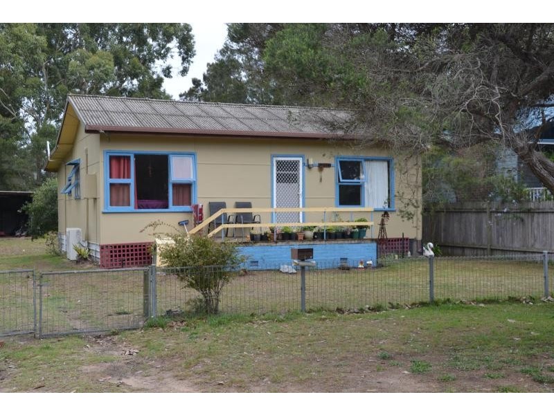 9 Leaf  Street, Broulee NSW 2537