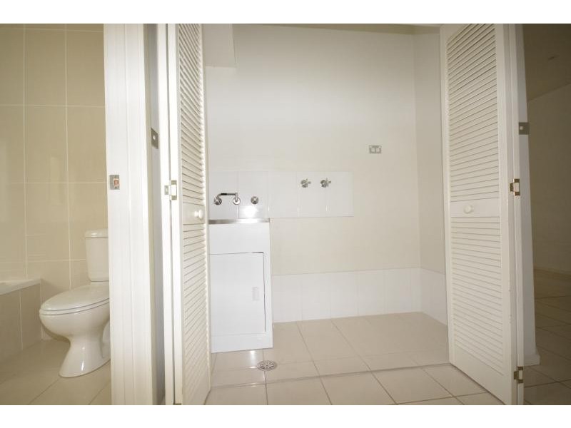 2/239 Beach  Road, Denhams Beach NSW 2536
