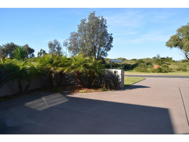 49A Coronation  Drive, Broulee NSW 2537