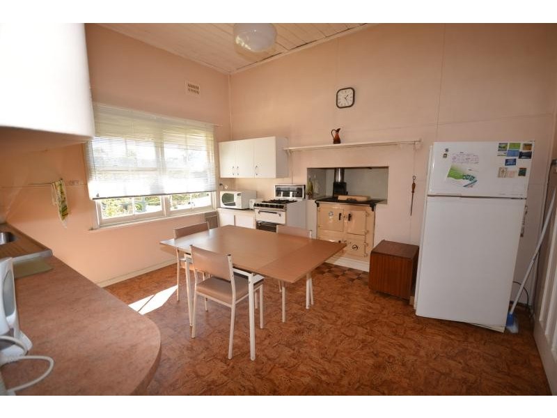 12 Church Street, Moruya NSW 2537