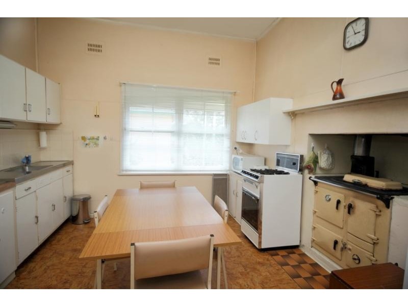 12 Church Street, Moruya NSW 2537