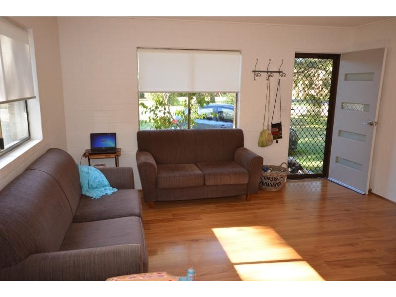 63 Smith Street, Broulee NSW 2537