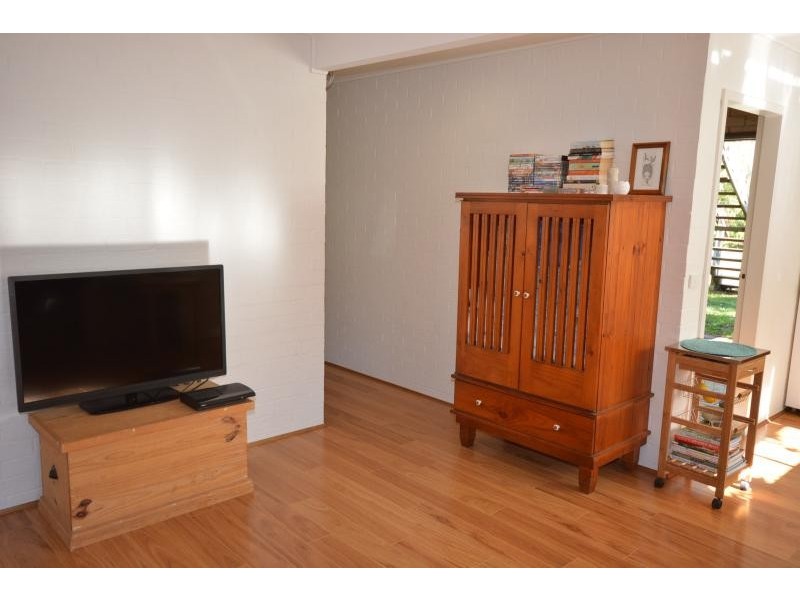 63 Smith Street, Broulee NSW 2537