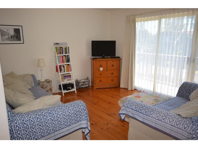 63 Smith Street, Broulee NSW 2537