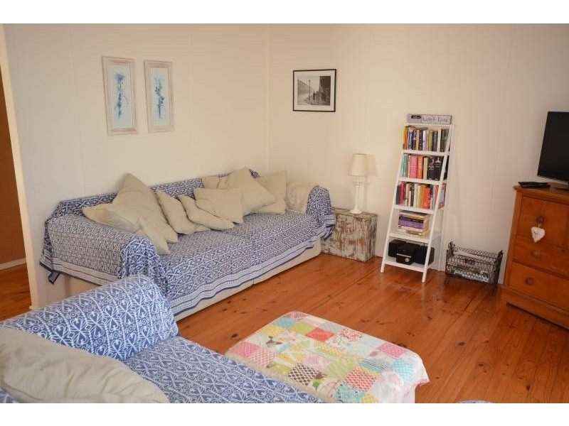 63 Smith Street, Broulee NSW 2537