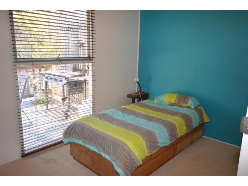 63 Smith Street, Broulee NSW 2537