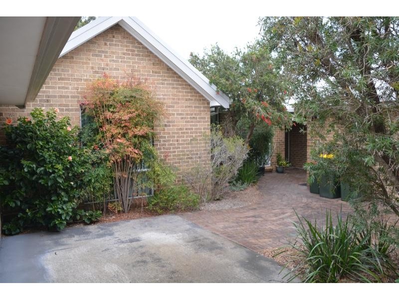 2/25 Zanthus  Drive, Broulee NSW 2537