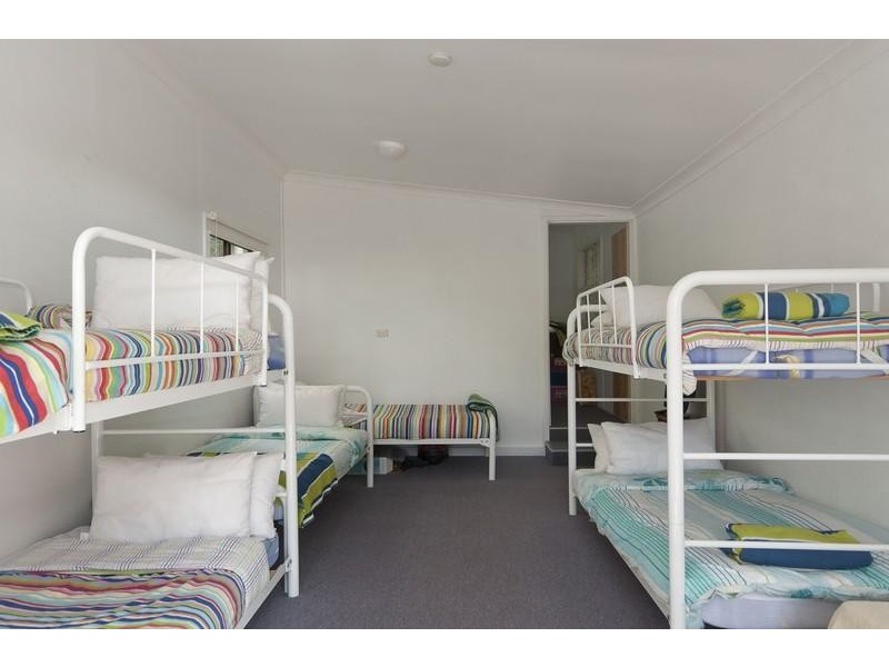 126 Annetts Parade, Mossy Point NSW 2537