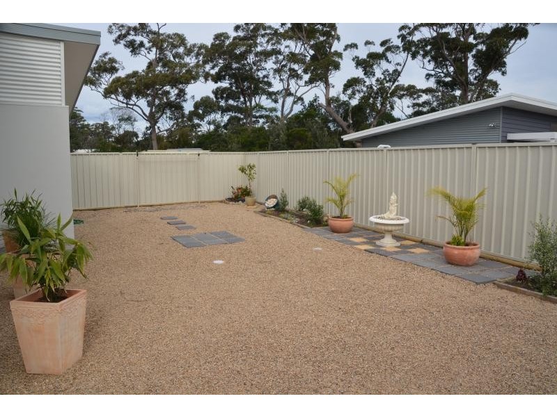 14 Griffith Run, Broulee NSW 2537