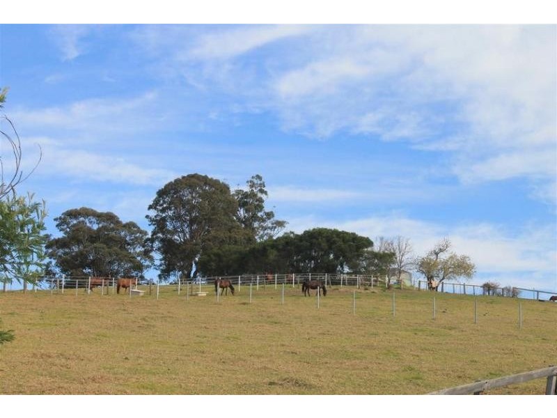 210 Broulee Road, Broulee NSW 2537