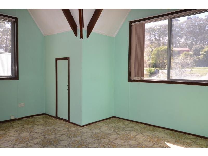 55 Annetts  Parade, Mossy Point NSW 2537