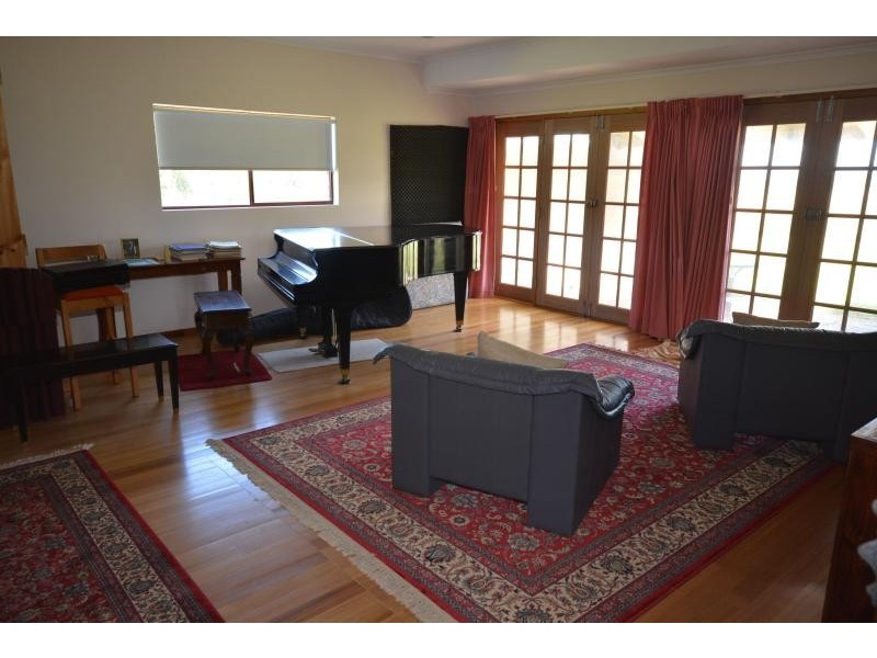 449 Bingi Road, Bingie NSW 2537