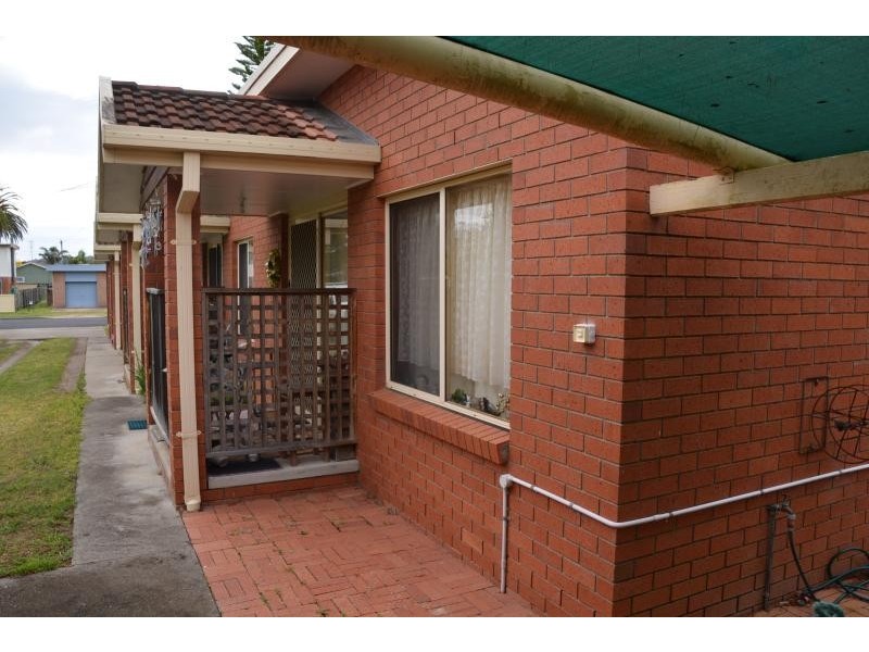34 Golf Links Drive, Catalina NSW 2536