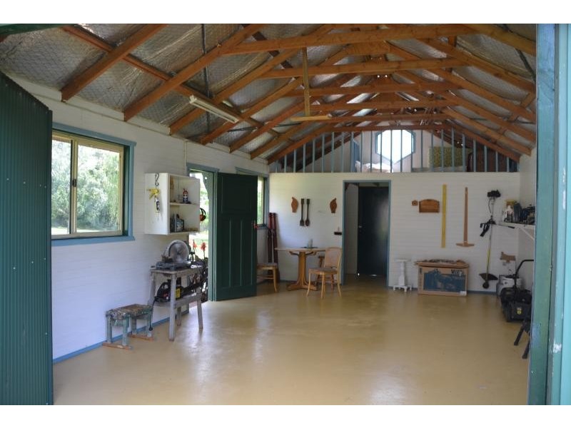 10 Kauzal Crescent, Surf Beach NSW 2536