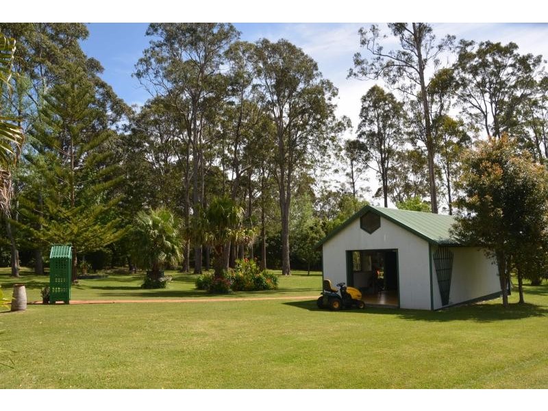 10 Kauzal Crescent, Surf Beach NSW 2536