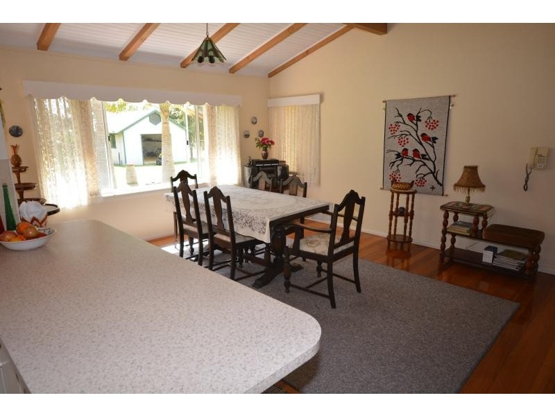 10 Kauzal Crescent, Surf Beach NSW 2536