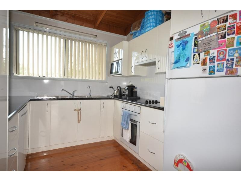 13 Otton Street, Moruya NSW 2537