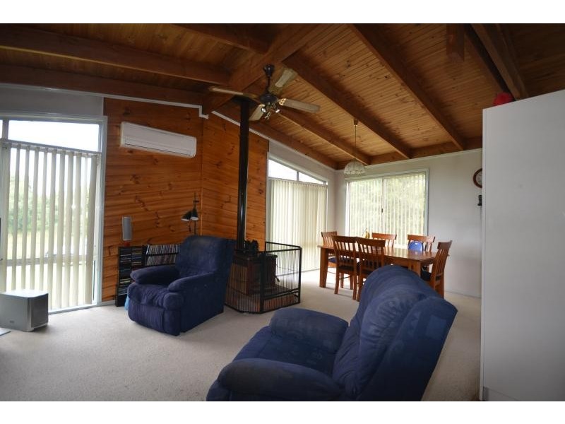 13 Otton Street, Moruya NSW 2537