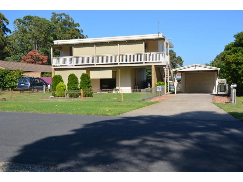 21 Elizabeth Drive, Broulee NSW 2537