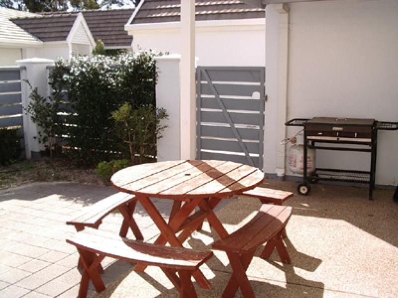 3/20 Cambridge Crescent, Broulee NSW 2537