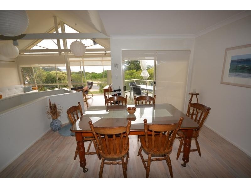 19 Coronation Drive, Broulee NSW 2537
