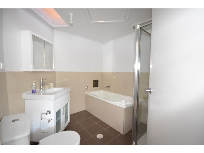 11 Martin  Place, Broulee NSW 2537