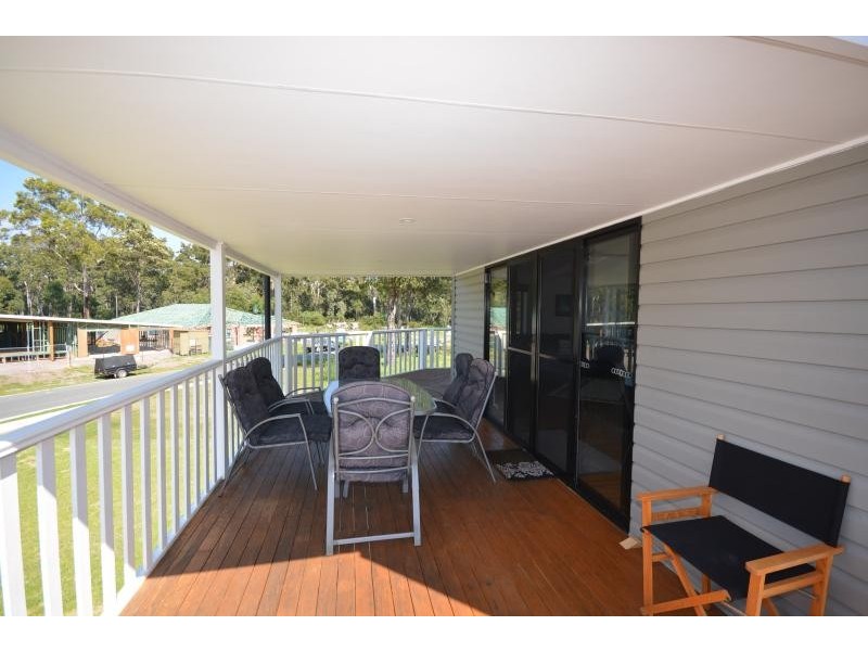 11 Martin  Place, Broulee NSW 2537