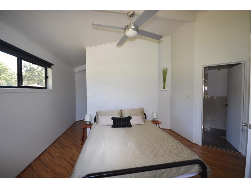 11 Martin  Place, Broulee NSW 2537