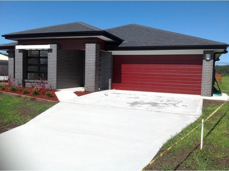 14 Bagarin  Avenue, Tomakin NSW 2537