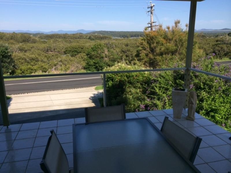 12 Charles Moffit  Drive, Moruya Heads NSW 2537