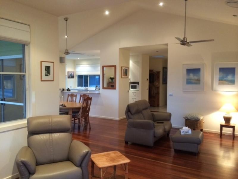 12 Charles Moffit  Drive, Moruya Heads NSW 2537